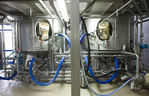 卫生级三片式蝶阀的工作原理及其主要特点